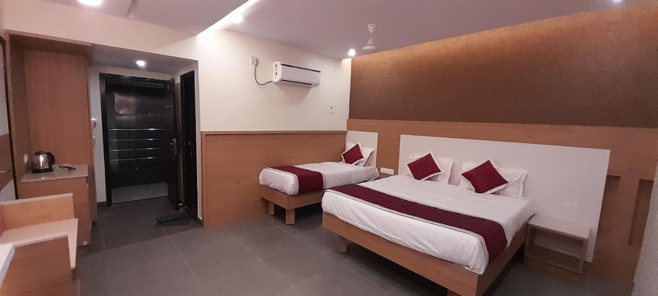 Hotel Golden Sand Velankanni Exterior foto